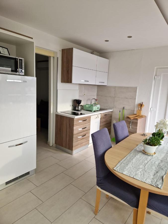 Apartment Vilic Pula Exterior photo
