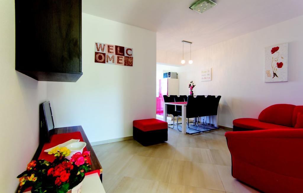Apartment Vilic Pula Exterior photo